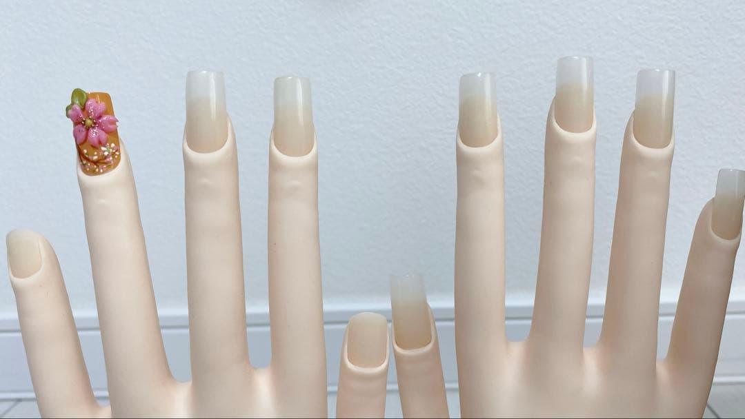 ネイリスト検定　JNEC認定モデルハンド　両手セット