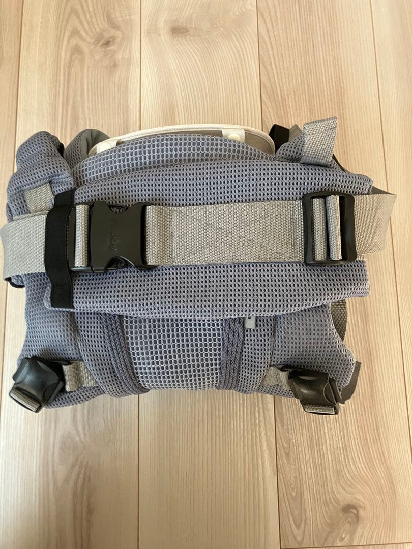 【美品・試着のみ】抱っこ紐 グレー Aprica ラクリス