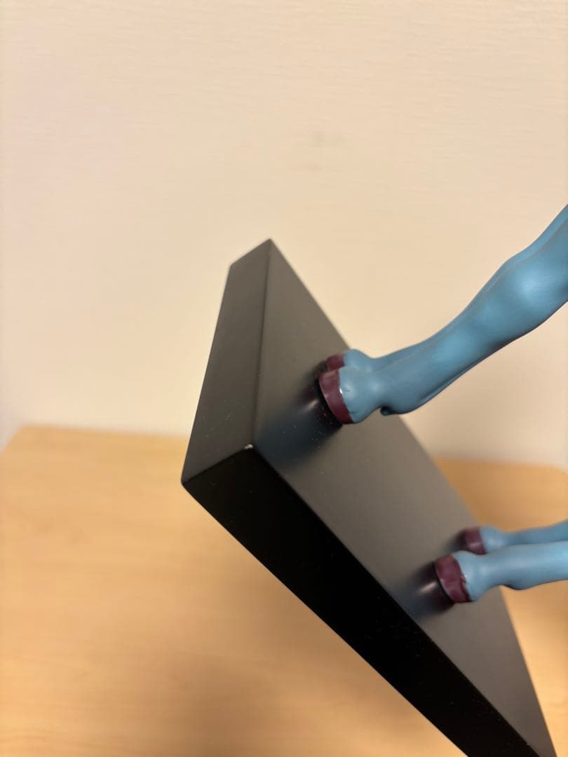 リヤドロ　青午