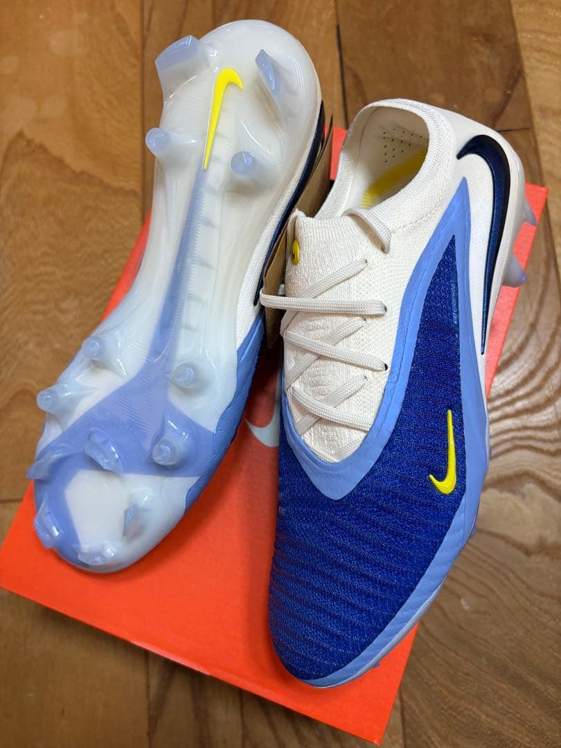 新品　大特価　ナイキ　ファントム 6 LOW エリート FG LV8 26.5