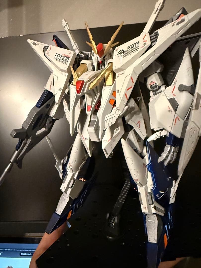 HGUCクスィーガンダム　全塗装完成品