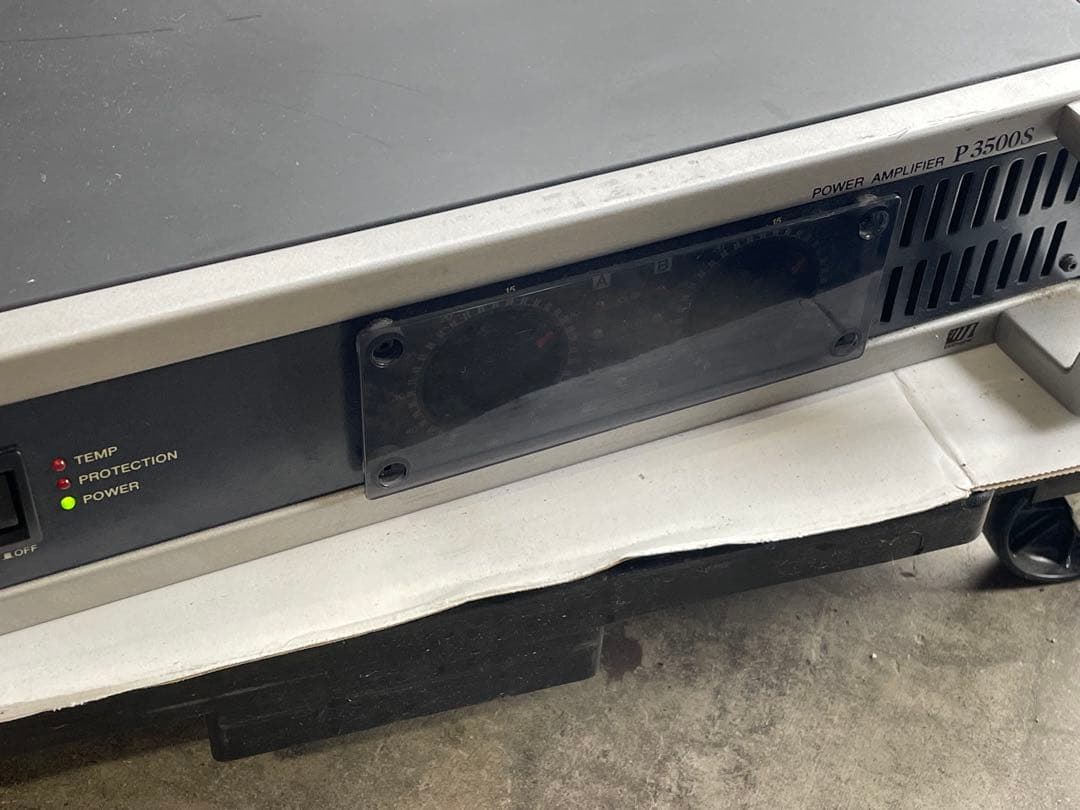 Yamaha P3500S パワーアンプ