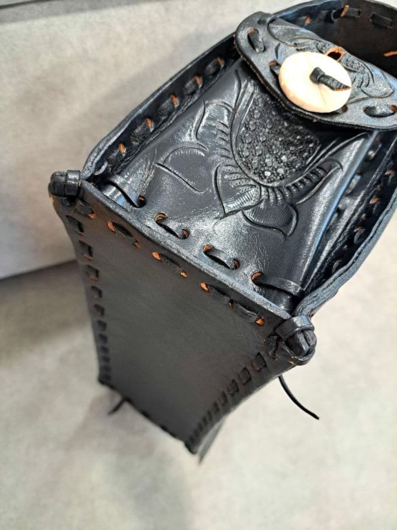 グレースコンチネンタル カービングトライブス マエストラS