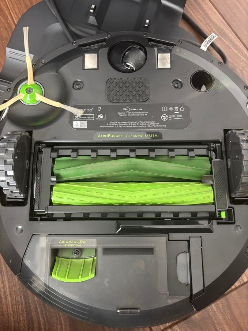 ミ*ー様 【iRobot】ルンバi7+　ロボット掃除機　自動ゴミ収集機能付き 付