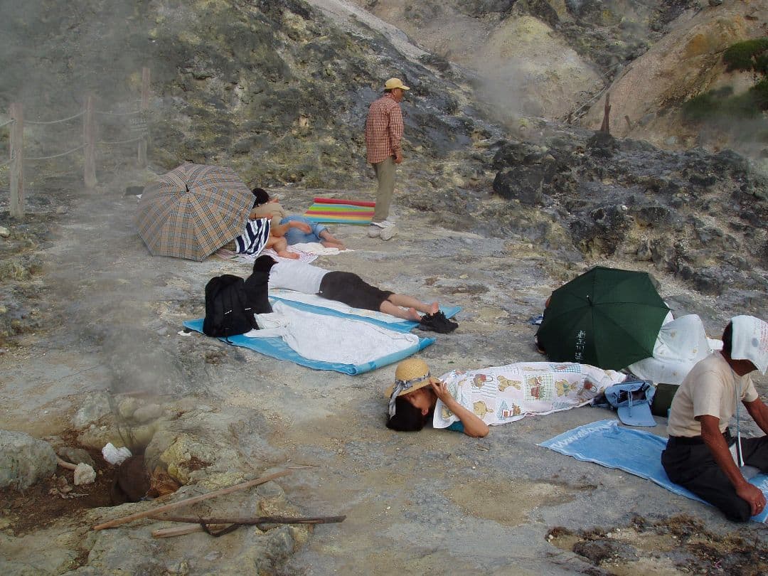 ★秋田発『北投石』２５６グラム 100%本物✨秋田県玉川温泉産✨