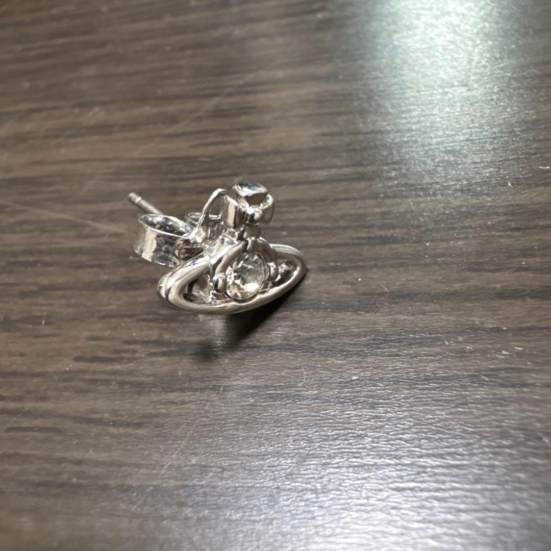 【ヴィヴィアンウエストウッド】片耳ピアス