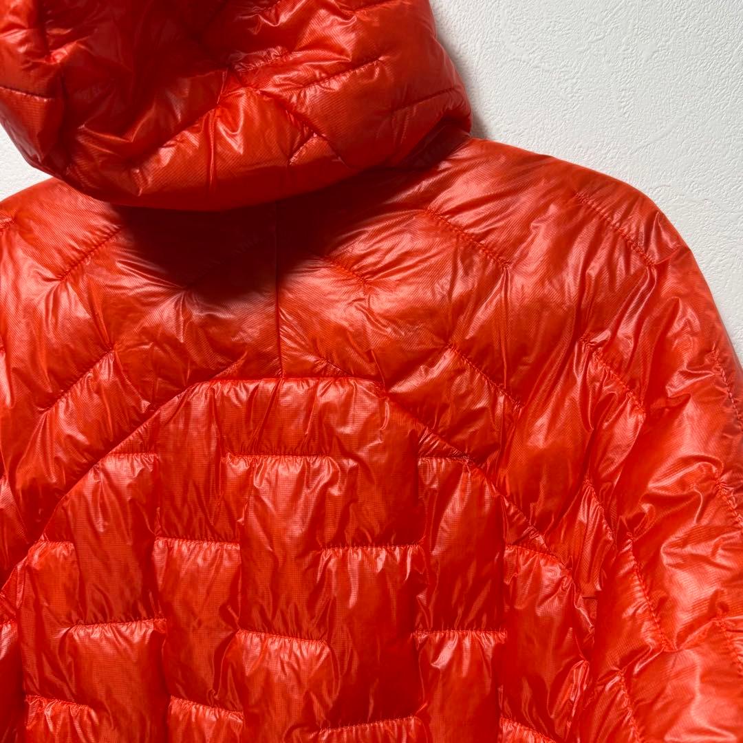 patagonia パタゴニア マイクロパフフーディ 84030 オレンジ