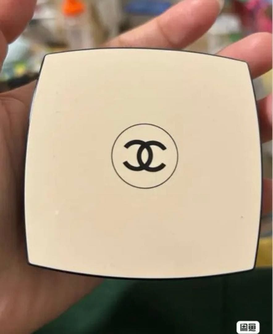 Chanel アイシャドウパレット 5色