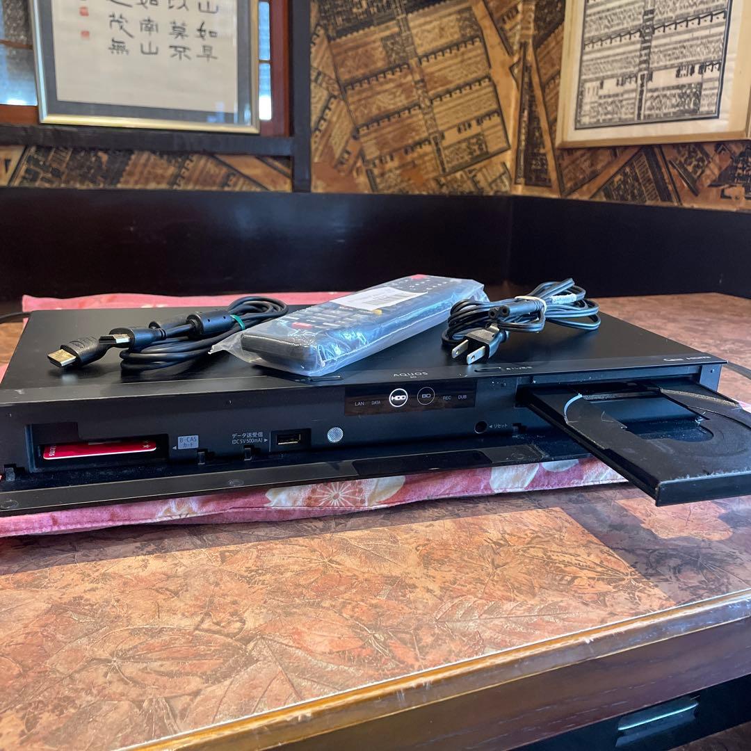 シャープ　BD-NW520 12倍　500GB 2番組W録　新品リモ等付フル装備