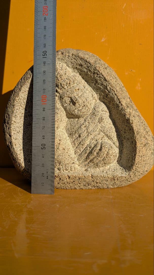 石仏、如意輪観音、石彫刻、倉田辰彦作