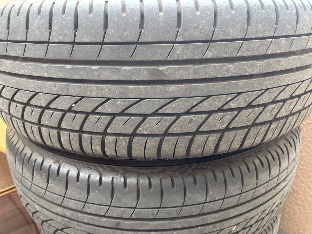 n*i様 ハイエースPARADA 16インチ タイヤホイールセット