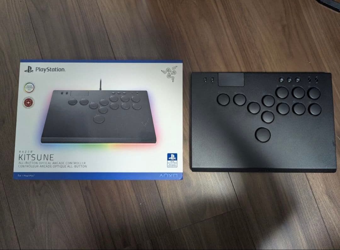 Razer Kitsune アーケードコントローラー