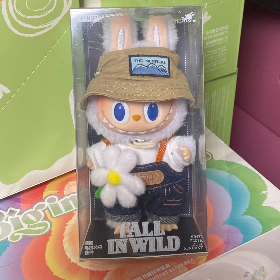 ラブブ THE MONSTERS FALL IN WILD ぬいぐるみペンダント