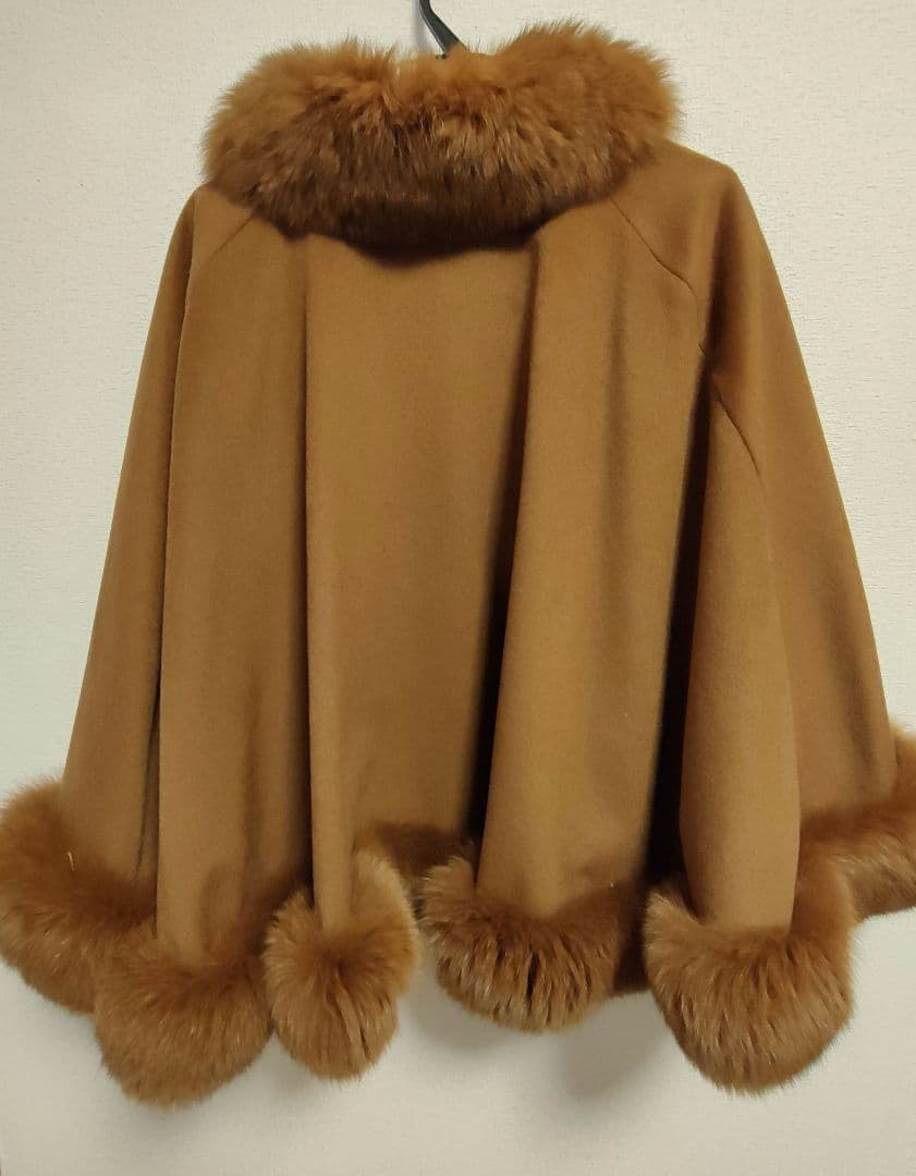 お値段見直しました。ケープ　ファー×カシミア　 茶系ベージュ 日本製 着物にも