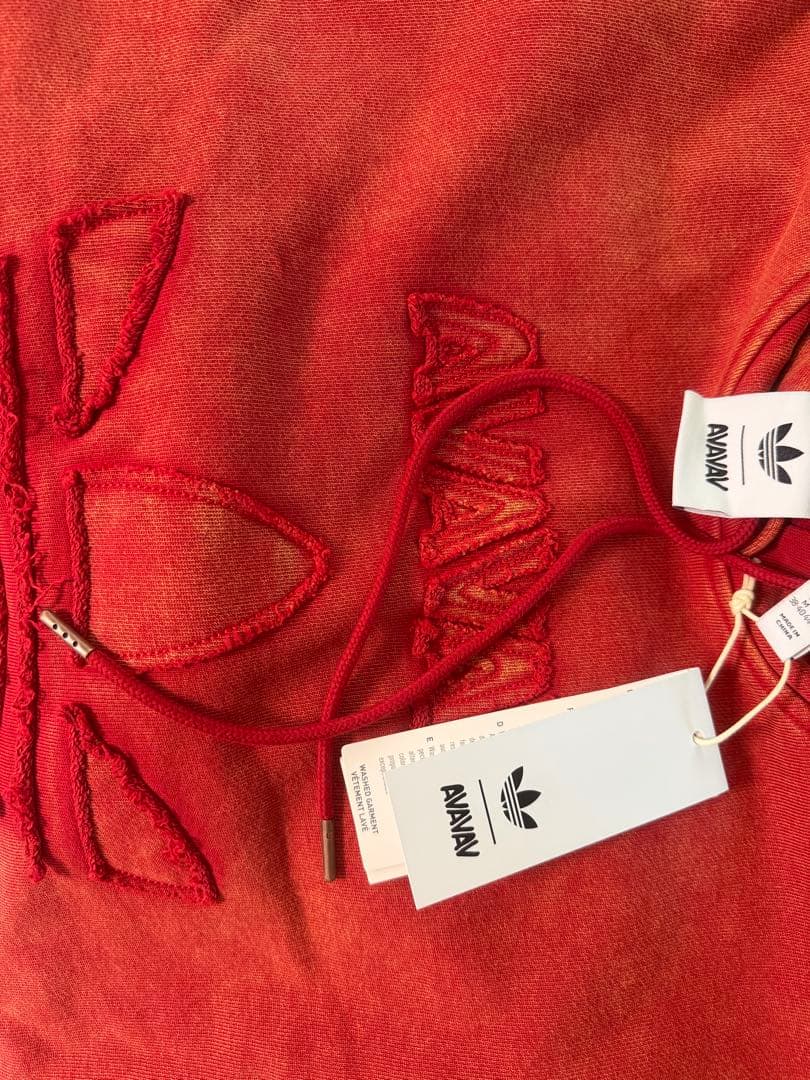 ADIDAS BY AVAVAV ショルダーレスフーディー