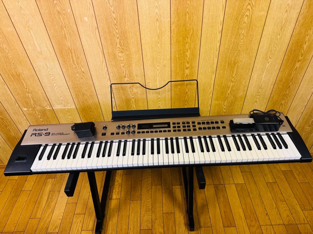 Roland RS-9 シンセサイザー ローランド　スタンド付き