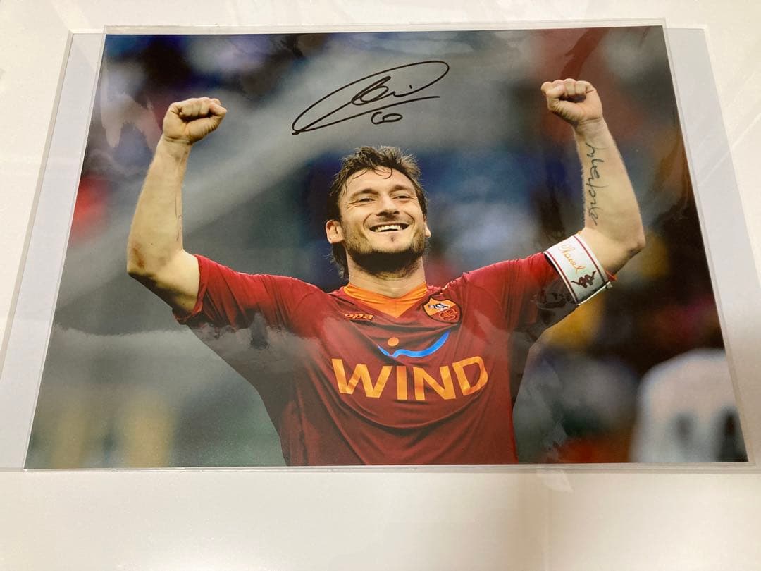 【証明書付】新品 トッティ直筆サイン ローマ A3サイズ相当