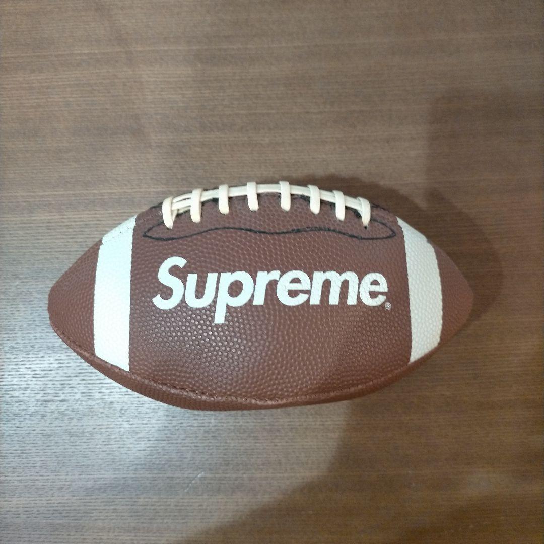 Supreme willson10aw ラグビー アメフト ボール