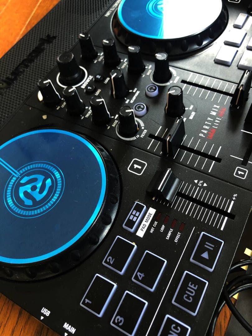 ⚫︎未使用級！Numark Party Mix Live DJコントローラー