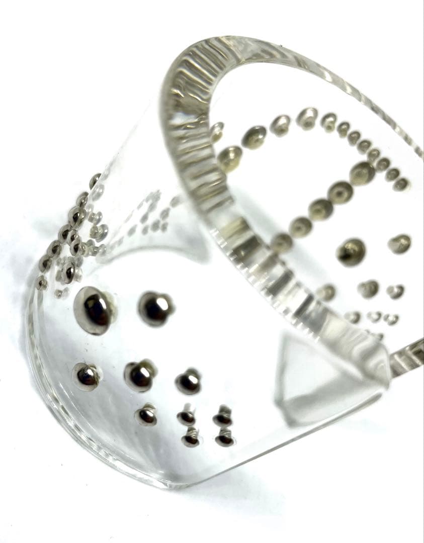 ディオール　バングル　クリア　スタッズロゴ　腕周り約18cm