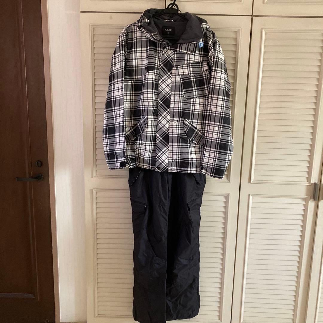 IGNIO☆スキーウェア上下セット☆サイズＬ