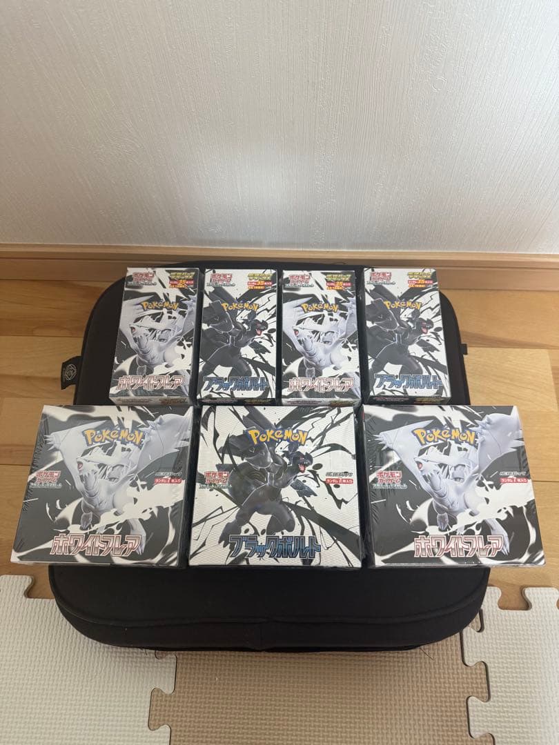 ホワイトフレア　ブラックボルト　デラックス コンプリートシュリンク付き！7BOX