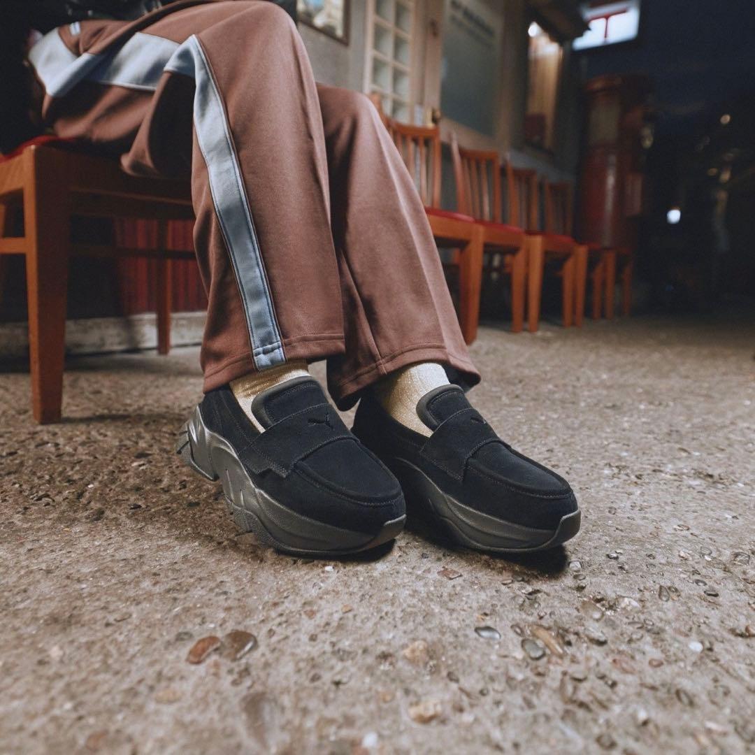 直営店限定 PUMA プーマ ウィメンズ ローファー スウェード ブラック