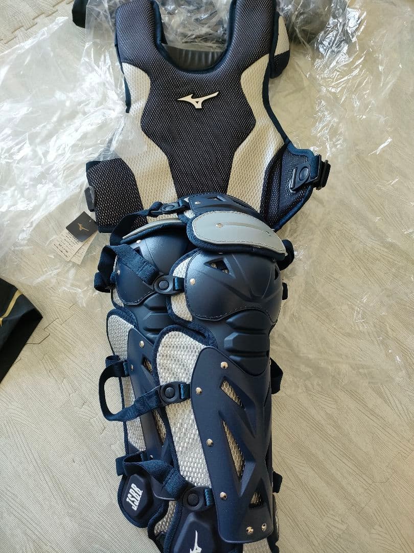 ミズノプロ　キャッチャー防具セットМサイズ　ネイビー✕シルバー