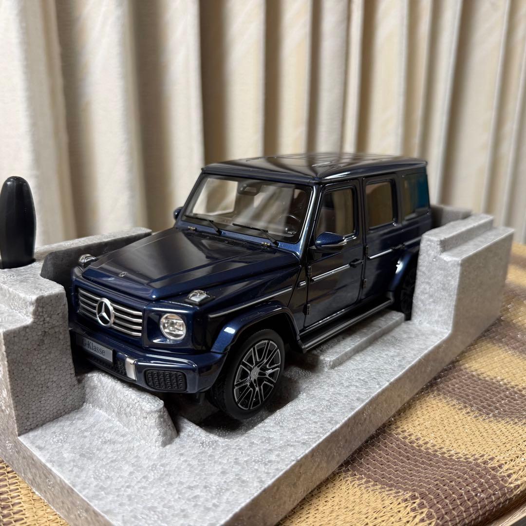 MercedesBenz G500 sodalite blue 1/18スケール