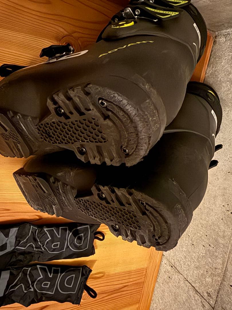 ヘッド(HEAD) スキーブーツ　アドバントエッジ　ADVANT EDGE 75