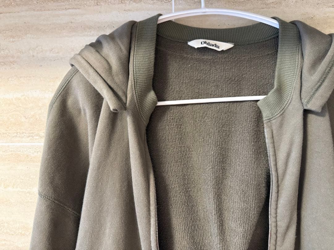 oblada ROBIN HOODIE カーキ