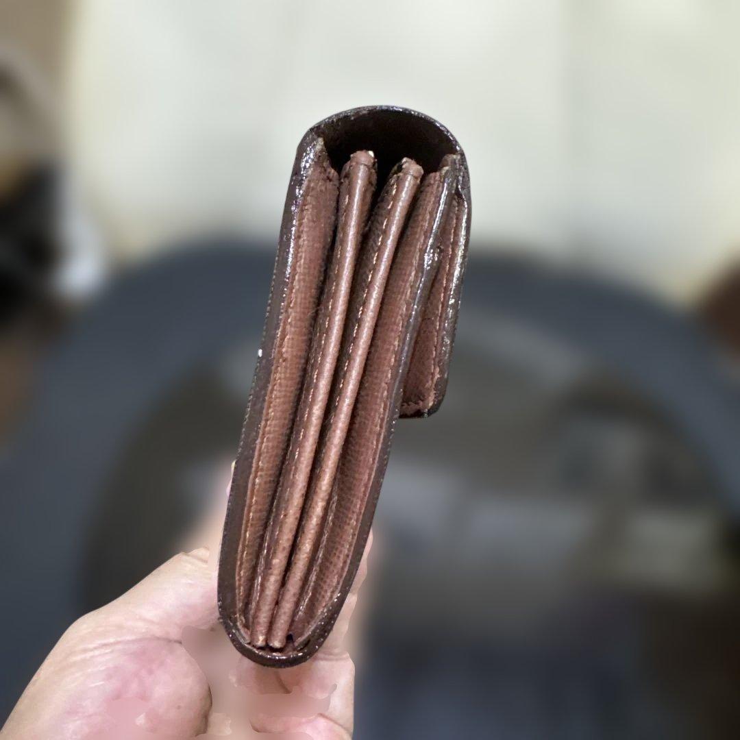 ⑧☆良品☆カード6枚タイプ♪サラ長財布