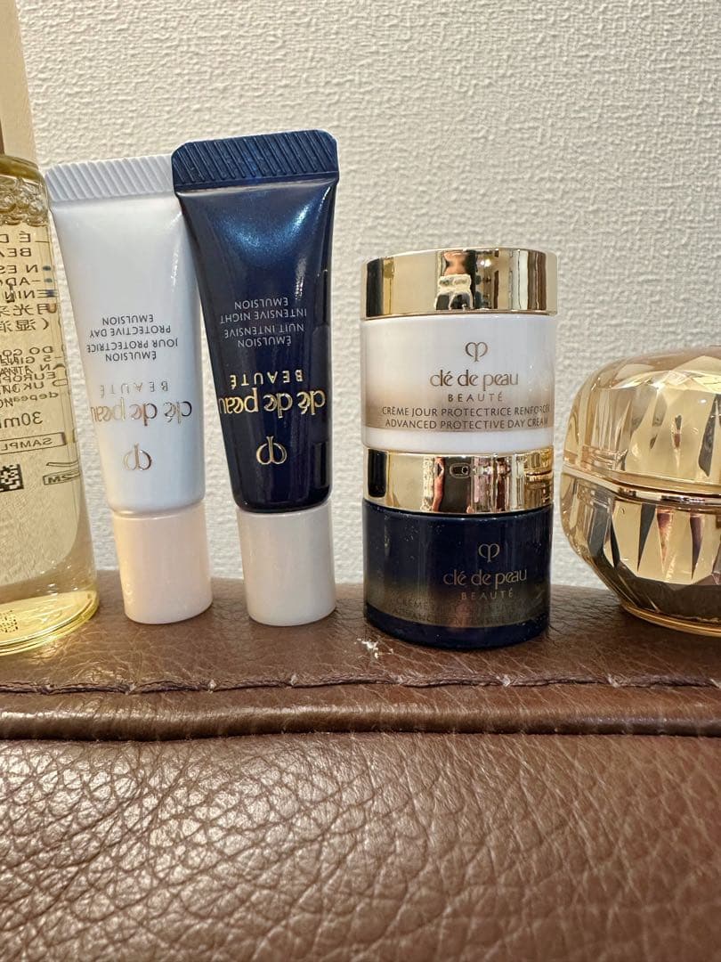 7月21日発売クレドポーボーテ　キーラディアンスケア　ラ・クレーム5ml