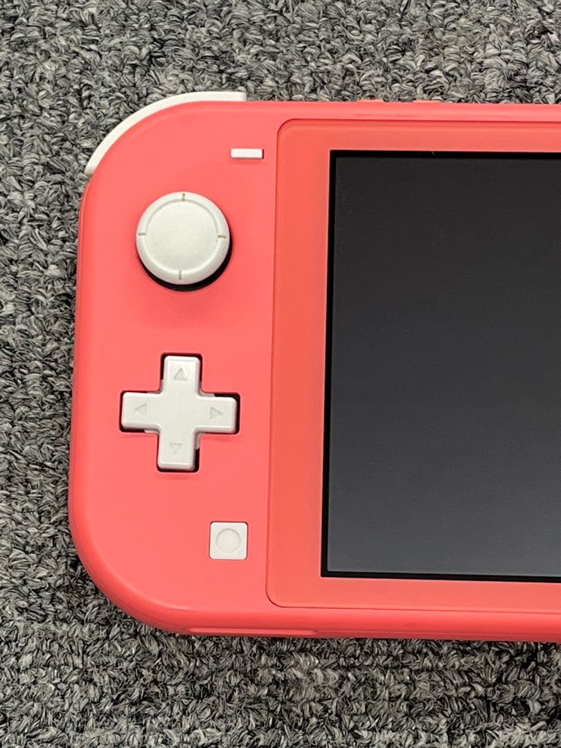 【美品】Nintendo Switch Lite コーラル
