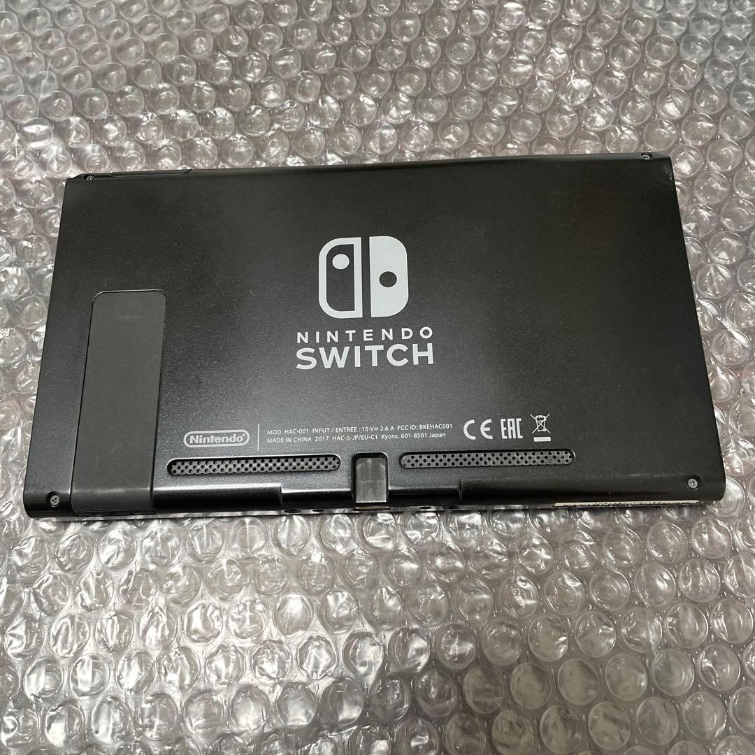 2 Nintendo Switch 本体　初期型