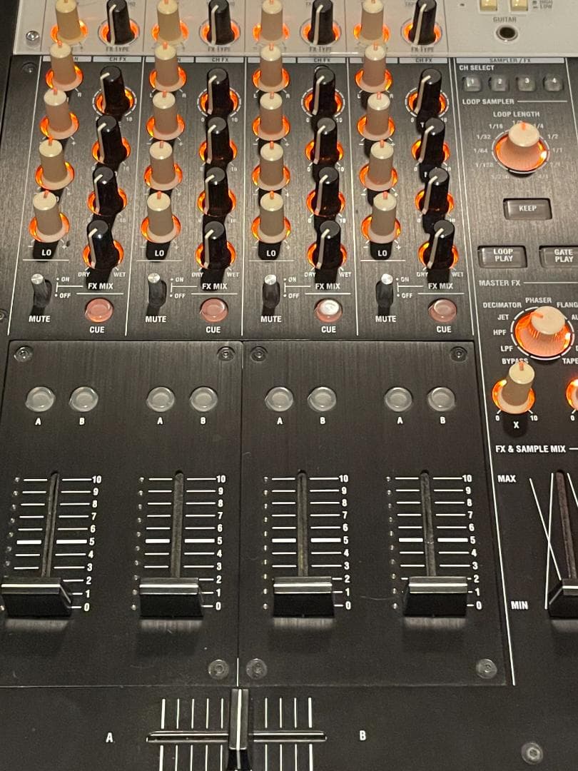 K*I様 KORG ZERO4 DJミキサー [ジャンク]