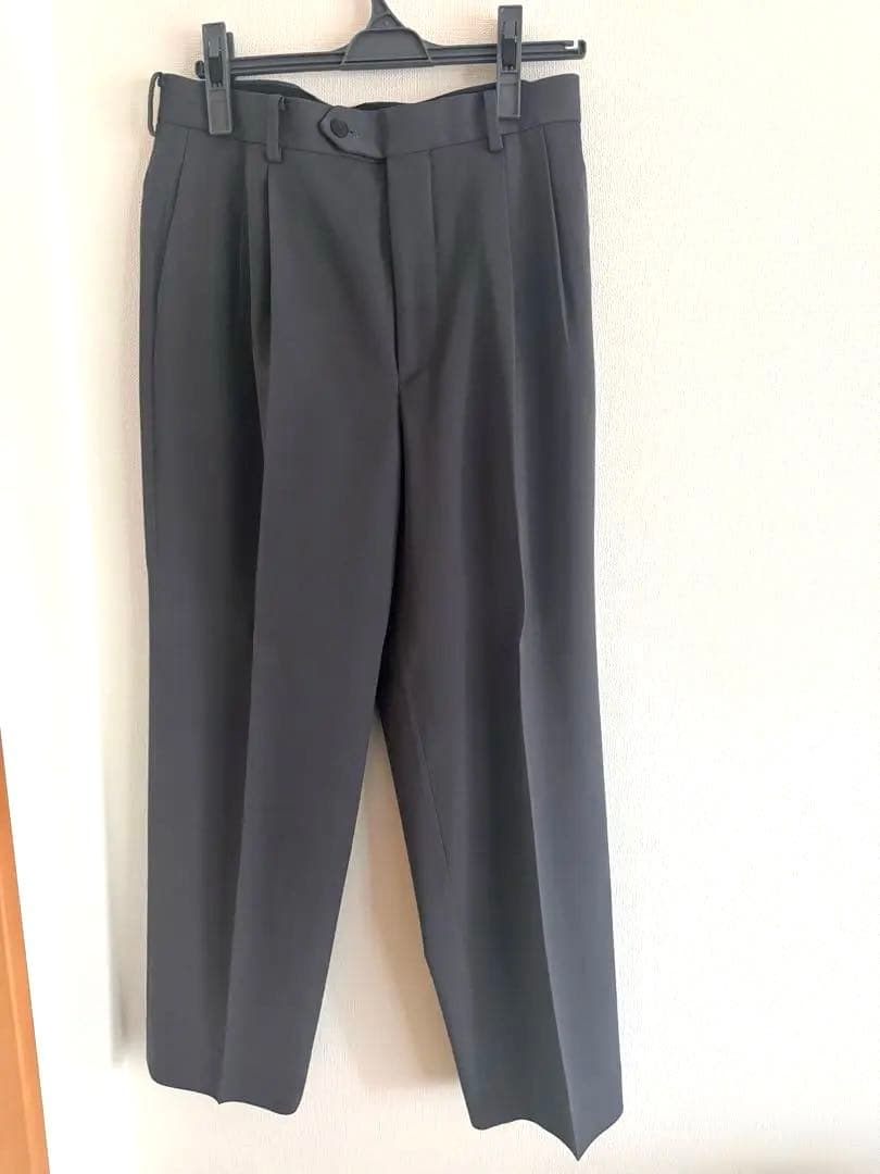 パンツ AURALEE wool gabardine two-tuck slacks