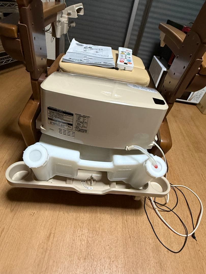 安寿 家具調トイレAR-SA1【シャワピタ】動作確認済み