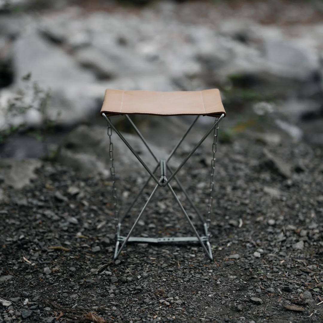 Wanderout Universal Stool Nume ワンダラウト 革
