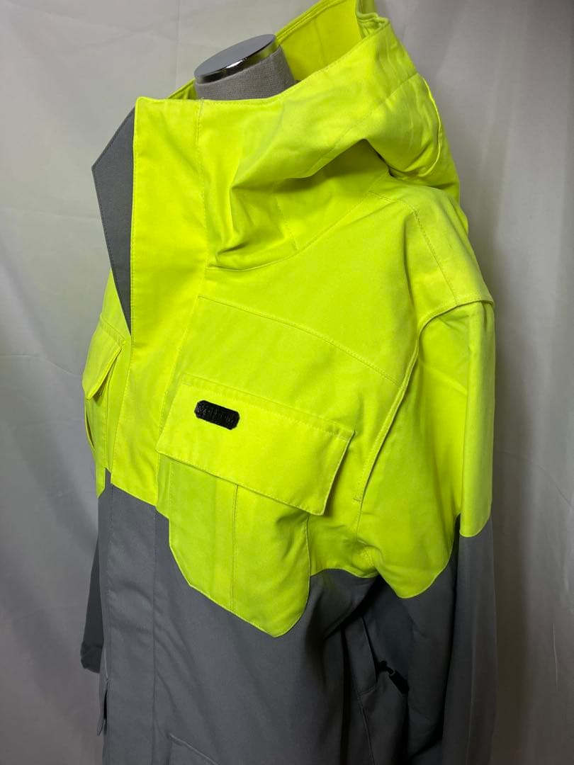 美品【価格交渉可】volcom ボルコム　スノーボード　スキー