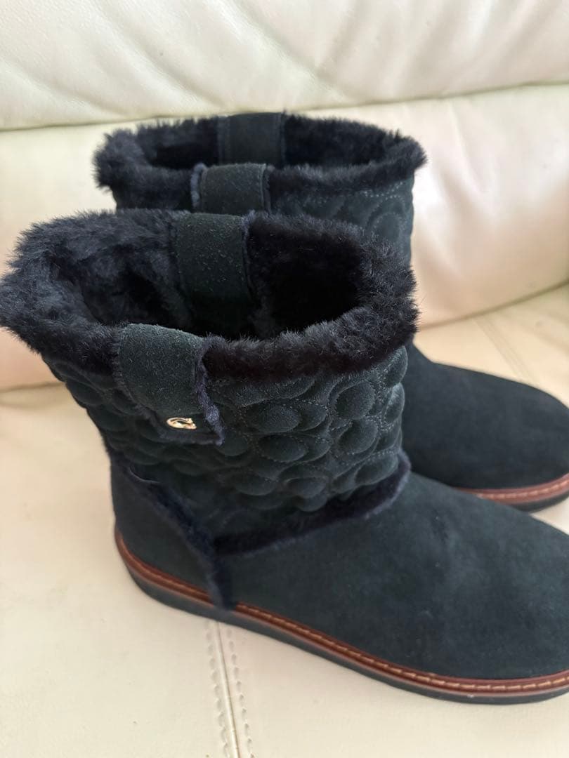 コーチ　ファー付き黒スエードショートブーツ