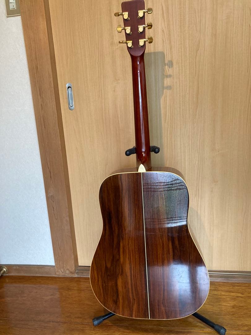 モーリスアコースティックギタージャパンヴィンテージ　ハードケース付　morris