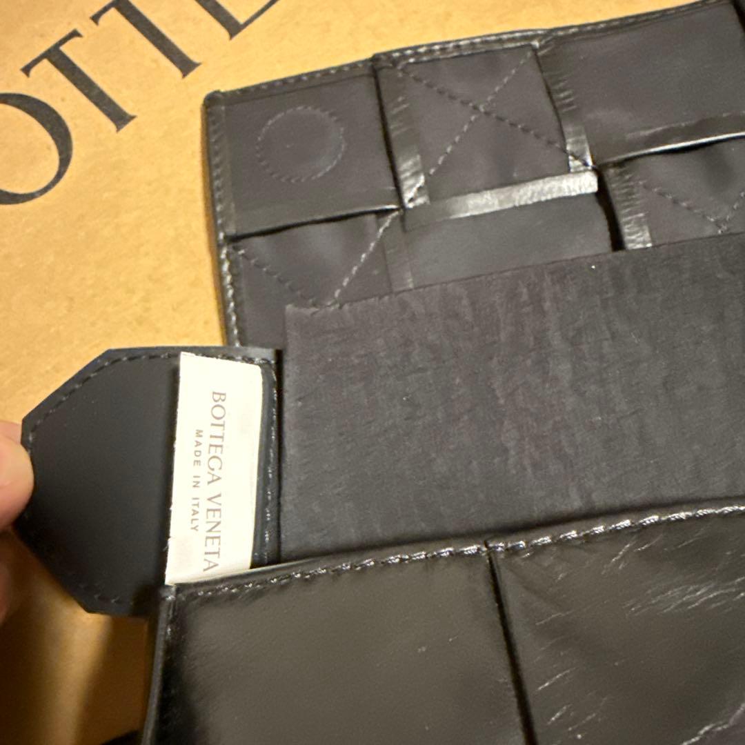 Bottega Veneta カセットショルダーバッグ　ブラック