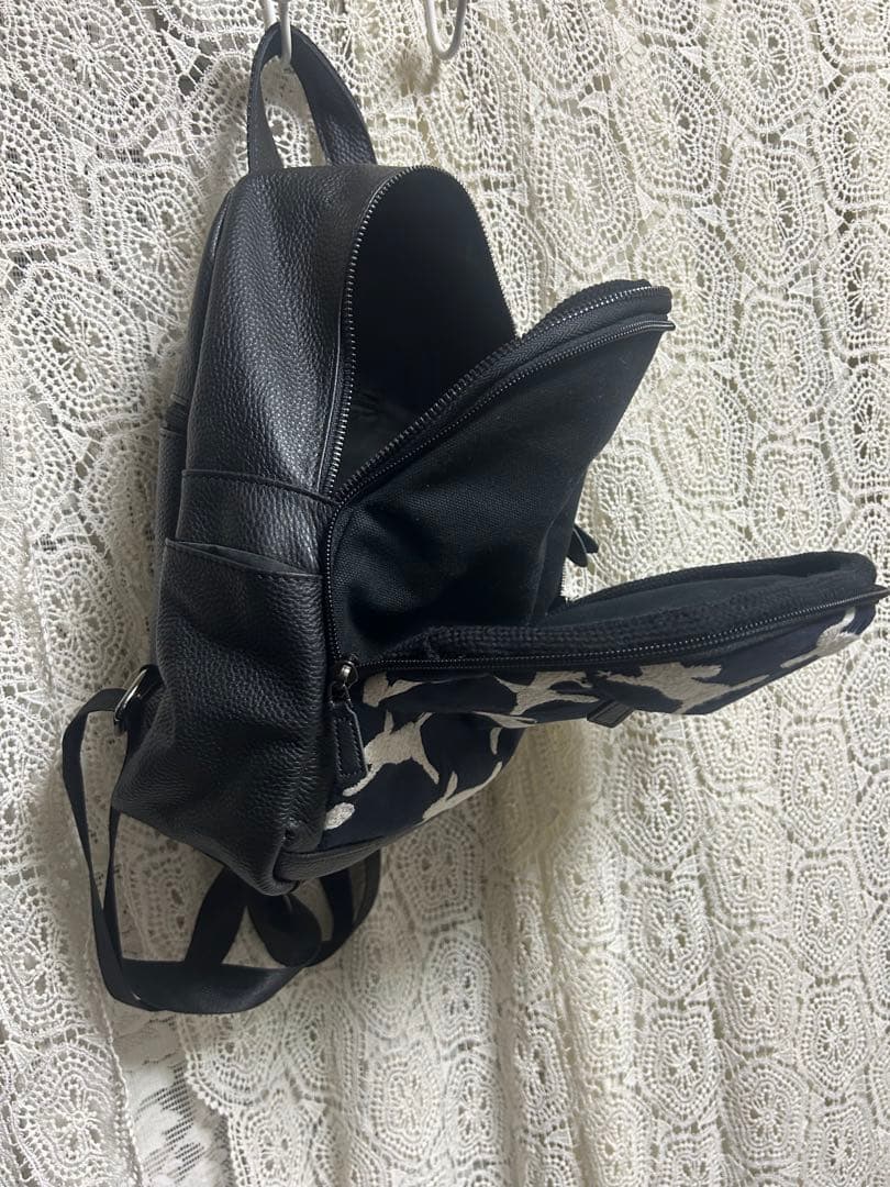 再販ミナペルホネンハーフハンドメイド 本革リュックrun run run