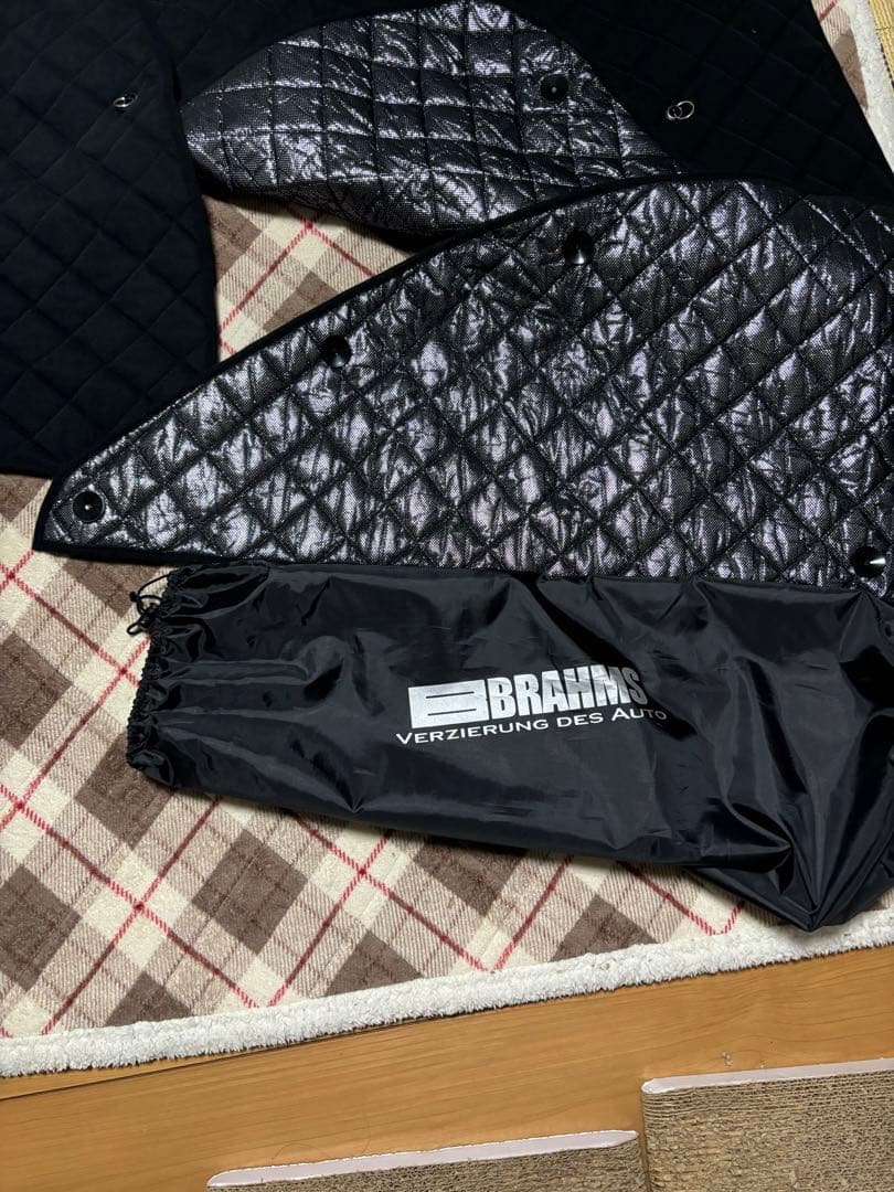 BRAHMS ブラインドシェード サンシェード　カローラ　フィールダーなど