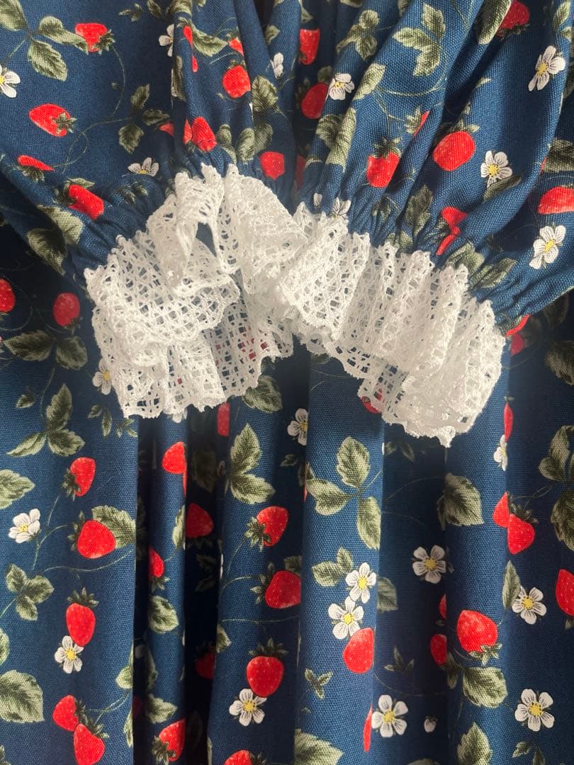 新品 メルヘンティカ ストロベリー・ミルフィーユワンピース ネイビー 長袖
