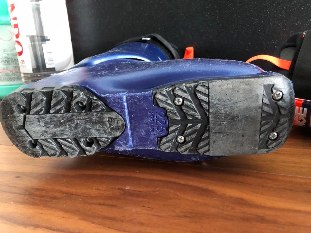 8マン LANGE RSJ 60 22.5cm子供用スキーブーツ