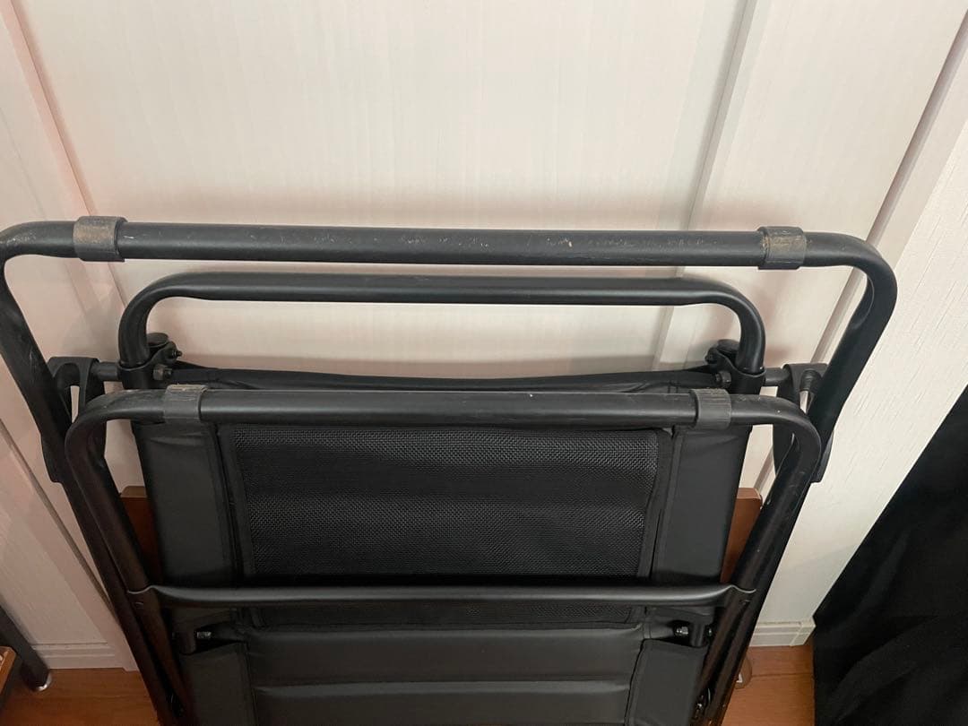 アッソブ ローバーチェア 折りたたみアウトドアチェア 黒