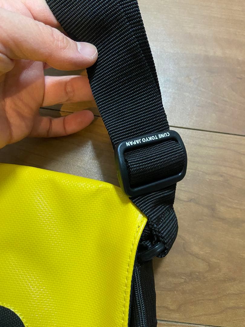 CUNE ボディバッグ ショルダーバッグ 黒×黄色 未使用 長期自宅保管