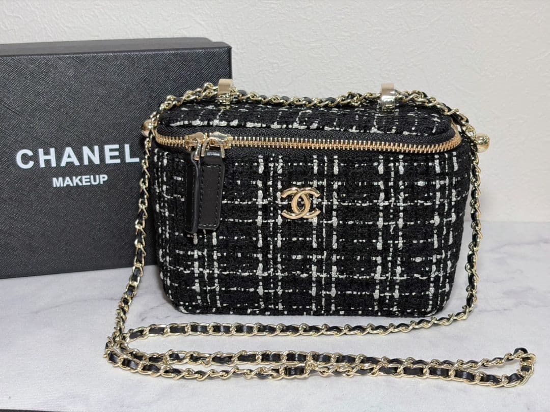 CHANEL ノベルティ　チェーン　ショルダーバッグ　ツイード 訳あり